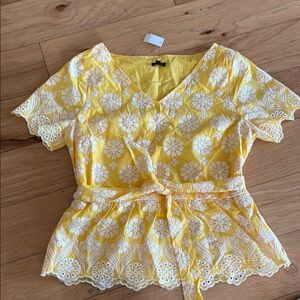 Talbots NWT Yellow Floral Lace Women's Top